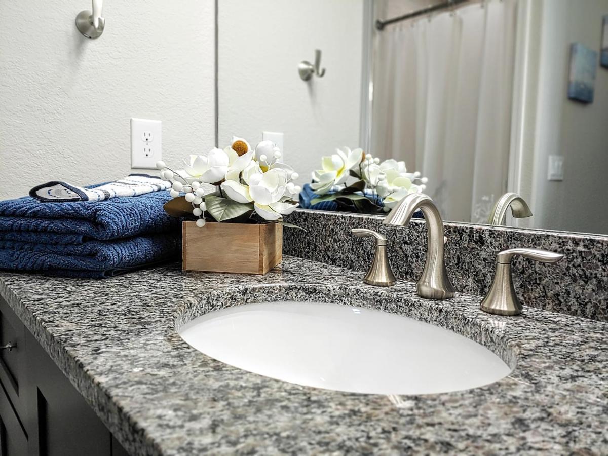 Luxury Oasis - Pool, Bbq, Patio - Cape Coral, Florida Appartement Buitenkant foto